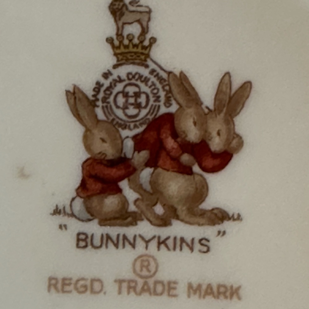 Royal Doulton Bunnykins Child’s Bowl Dish English Fine Bone China - Picture 4 of 5